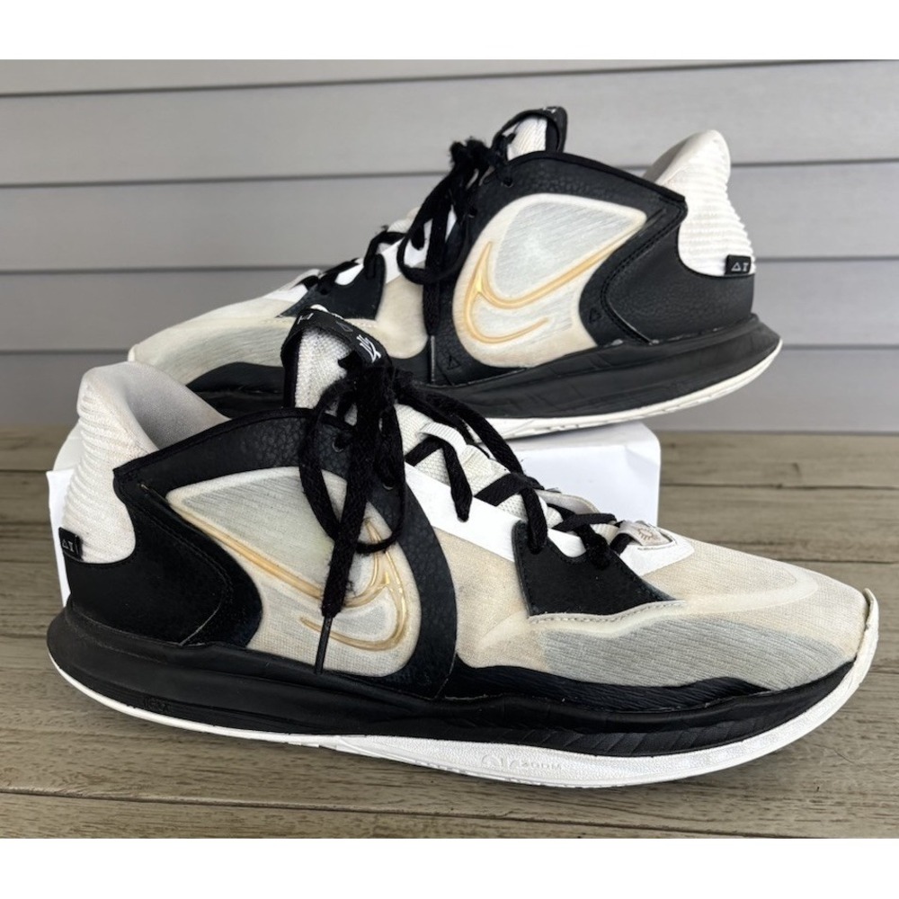 Nike Kyrie Low5 Basketball Shoes Men Sz 12  White Black Metallic Gold EUC